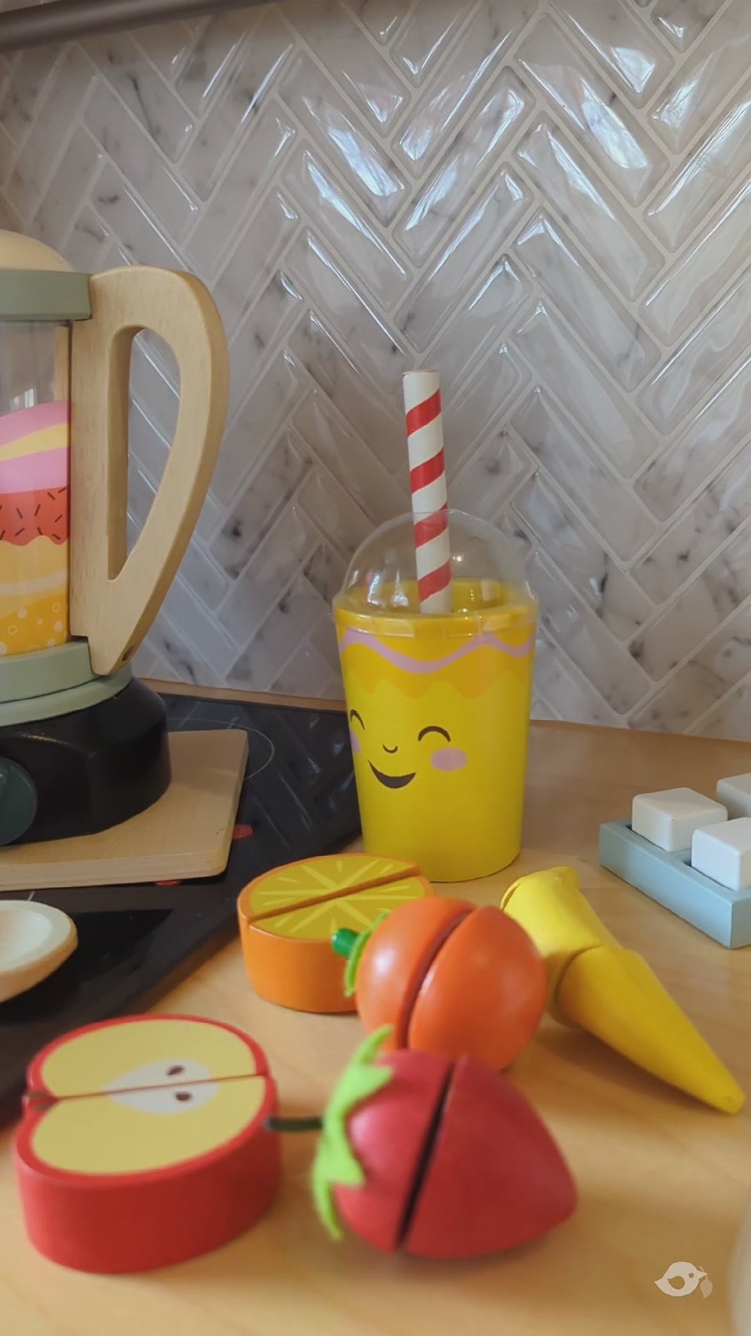 Tender Leaf Toys Fruity Blender